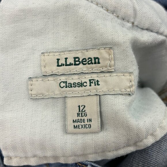 L.L. Bean Classic Fit Straight Leg Women's size 12 Medium Blue Denim jeans - Picture 2 of 4